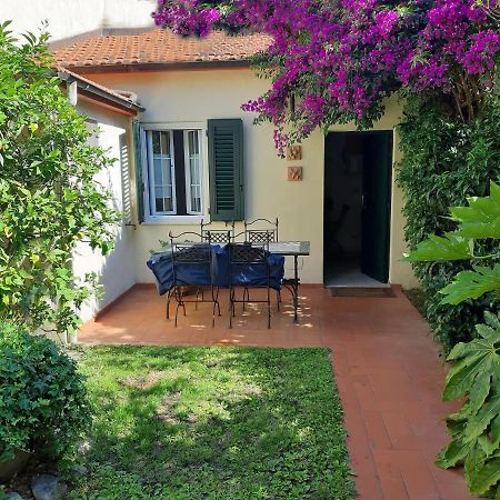 Villino San Martino 350M Dal Mare With Covered Parking فياريجيو المظهر الخارجي الصورة