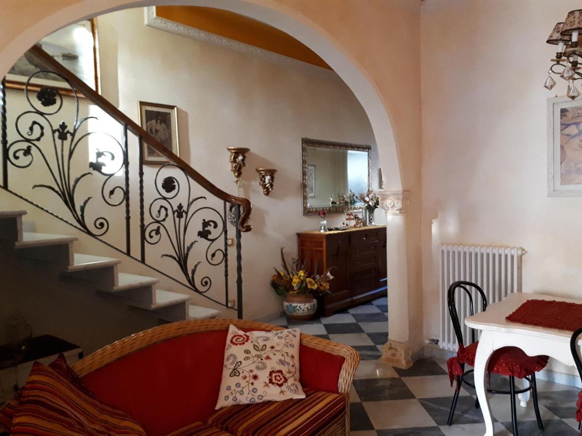 Villino San Martino 350M Dal Mare With Covered Parking فياريجيو المظهر الخارجي الصورة