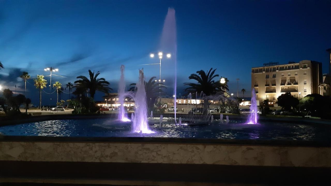 Villino San Martino 350M Dal Mare With Covered Parking فياريجيو المظهر الخارجي الصورة
