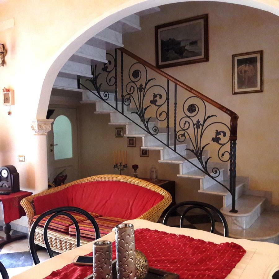 Villino San Martino 350M Dal Mare With Covered Parking فياريجيو المظهر الخارجي الصورة